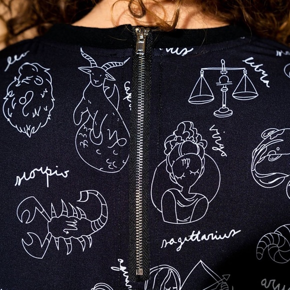 NWT DRESSED in LALA Never Too Much Oversized Dress in Zodiac Love - Picture 3 of 15